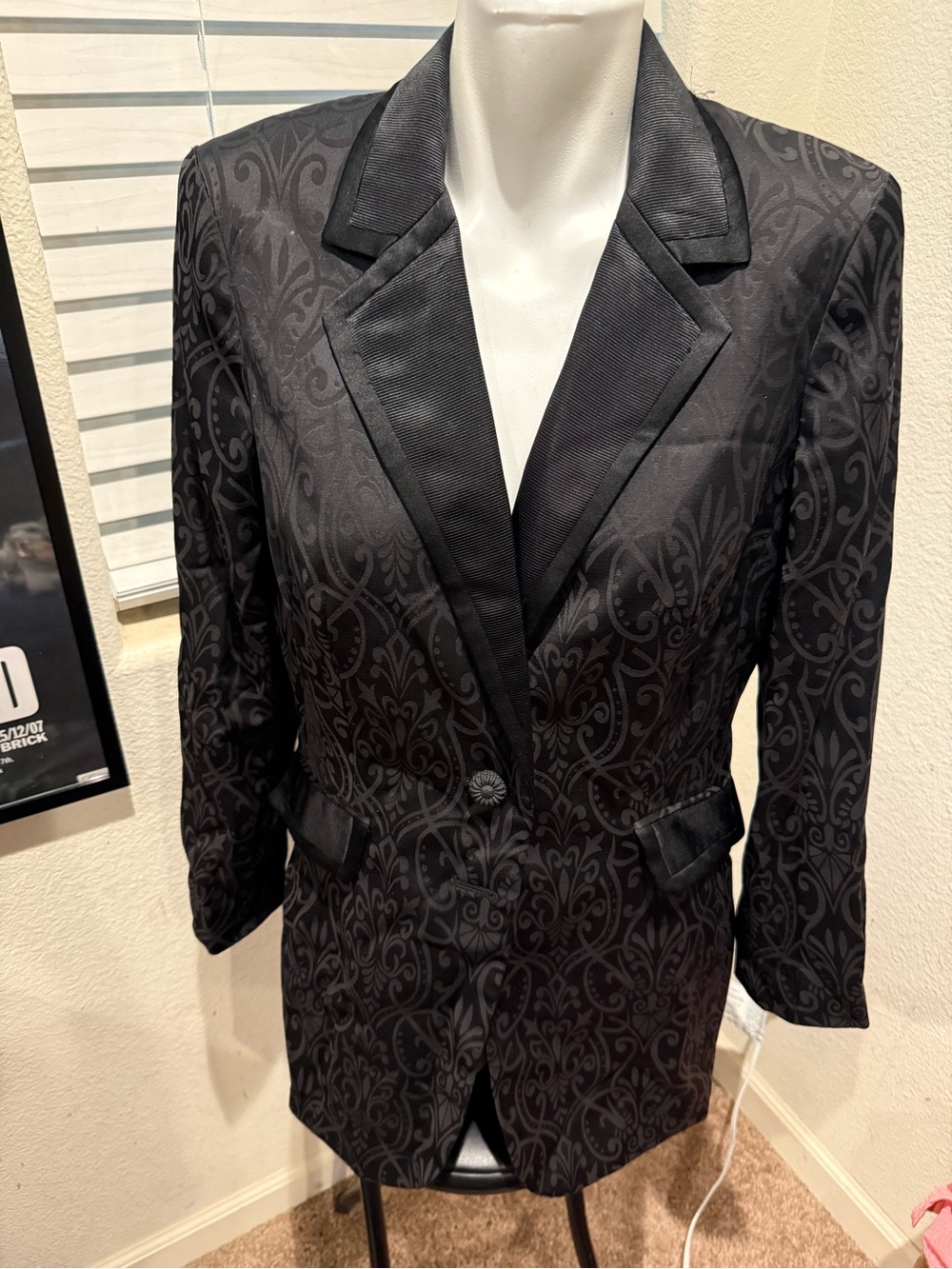 Bisou Bisou Black Jacquard Blazer